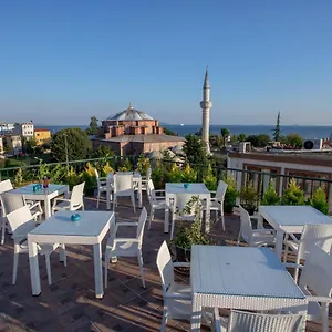 Sofia Corner Hotel apartamentowy
